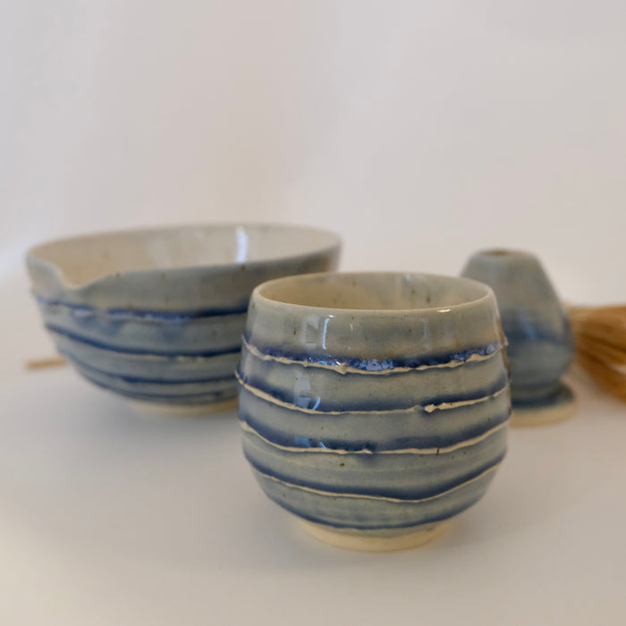 Blue matcha set (bowl + cup + holder)